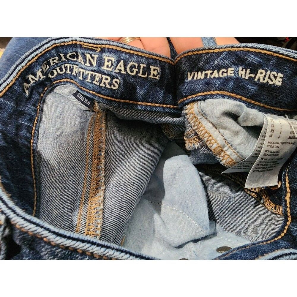 American Eagle Outfitters Vintage Hi-Rise Distressed Blue Stretch Jeans Size 2 - Picture 4 of 6